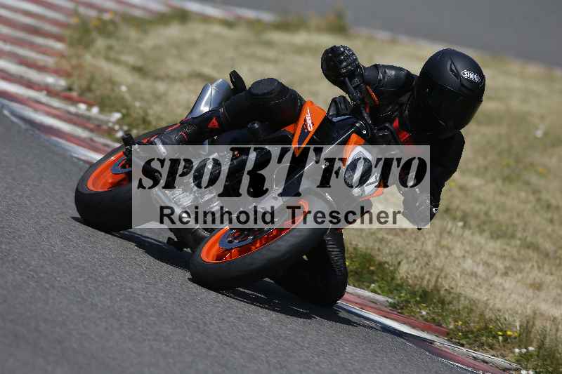 Archiv-2023/28 05.06.2023 Moto Club Anneau du Rhin/blanc-novice/7
